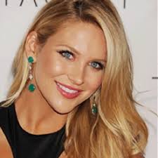 Stephanie Pratt is planning to release a tell-all book this year.